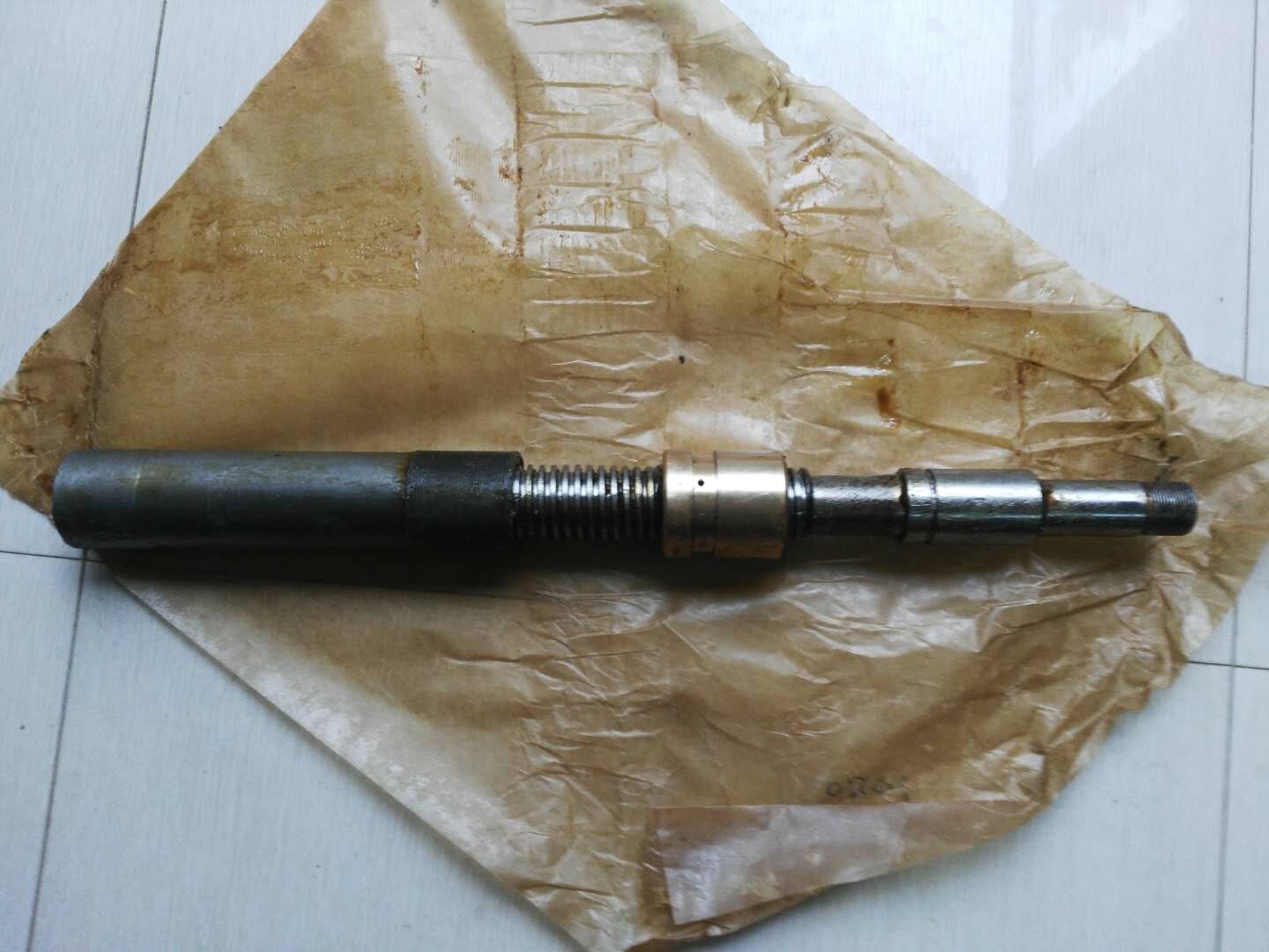 M1080：进给丝杆、螺母、螺套（无锡机床厂_proc.jpg
